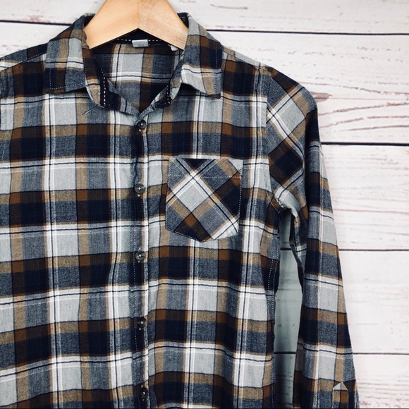 ๐TU KIDS๐ Cute Flannel Shirt 12 - Picture 2 of 6